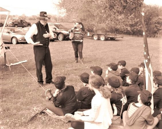 Jim Dumke Teaching Students about the Civil War